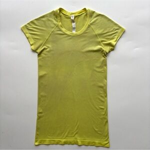 Lululemon swiftly tech short sleeve shirt size 4 bright electric yellow
